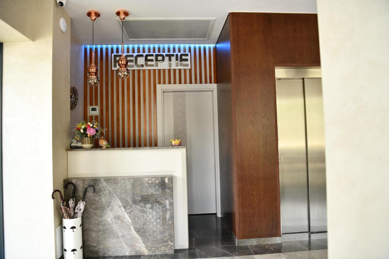Quartz Boutique Hotel Mamaia Exterior foto