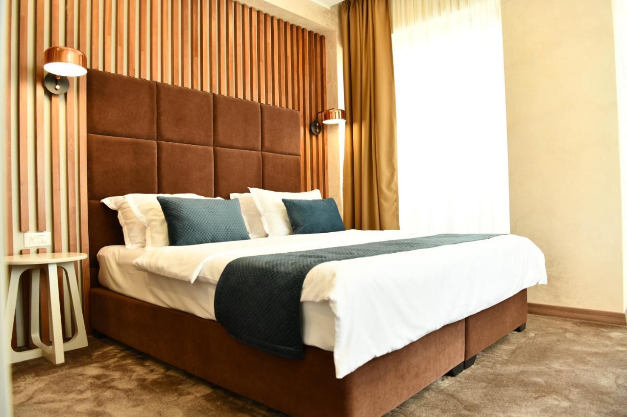 Quartz Boutique Hotel Mamaia Exterior foto