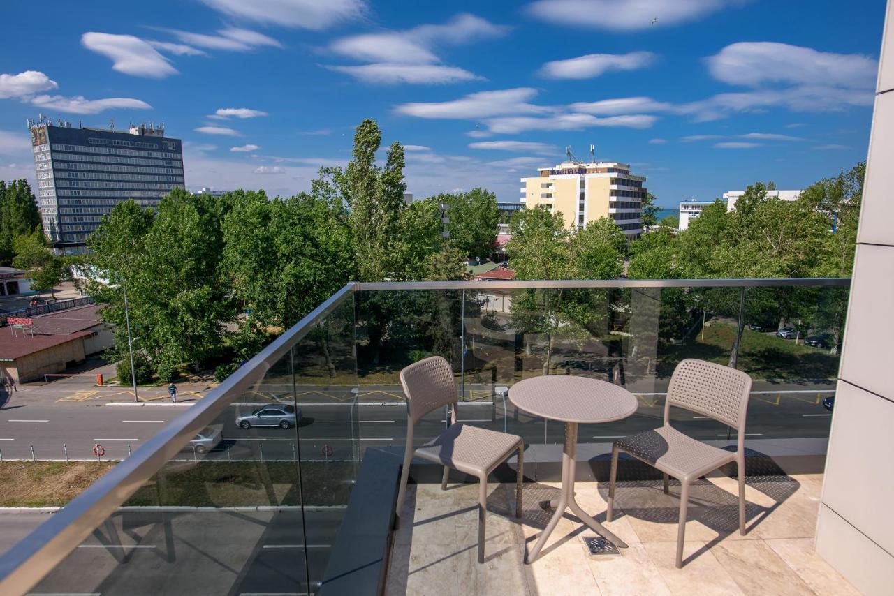 Quartz Boutique Hotel Mamaia Exterior foto